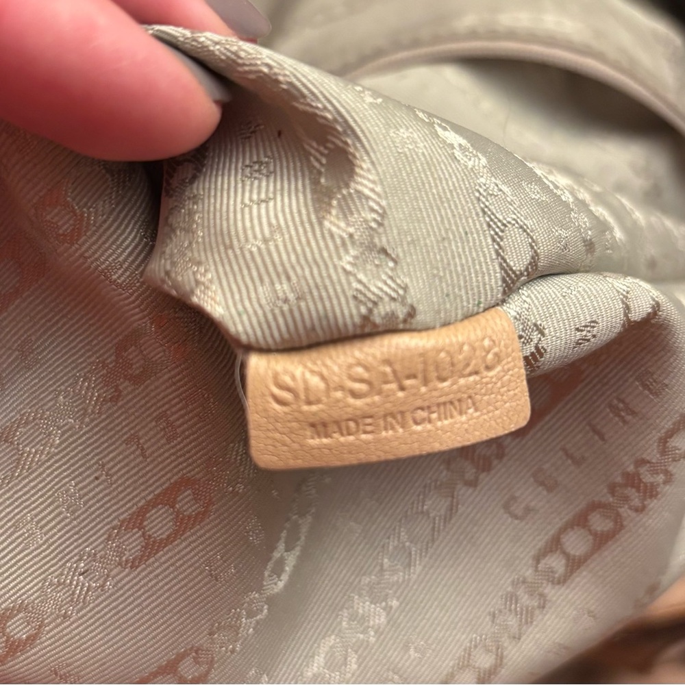 Celine Vintage Bag Tan Leather Shoulder Bag - Picture 9 of 11